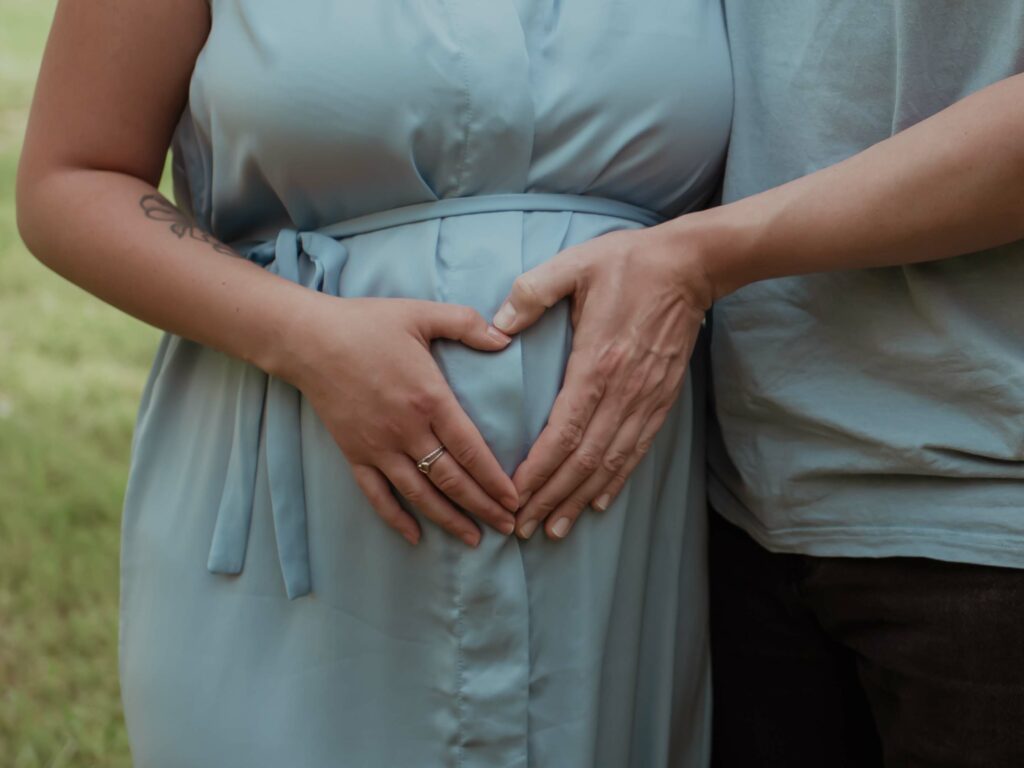 Outdoor Babybauch Shooting