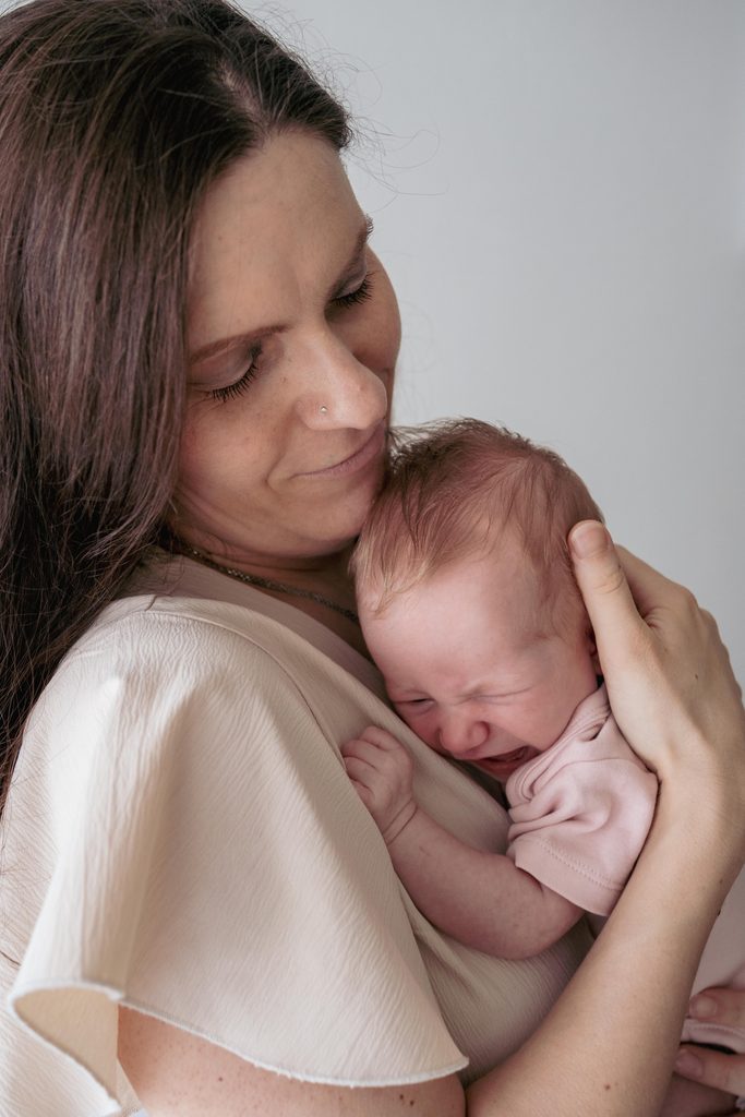 Baby weint Newborn Shooting Wiener Neustadt
